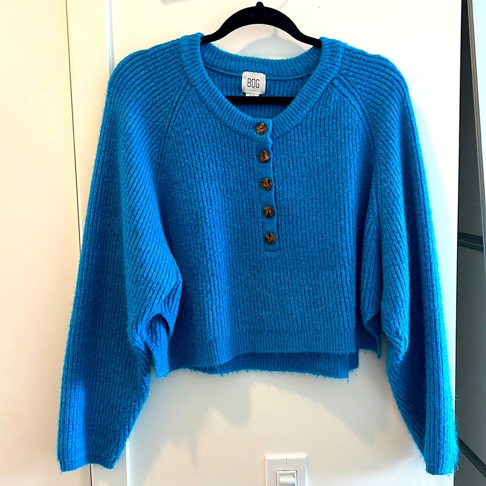 Urban Outfitters- cropped blue sweater button down